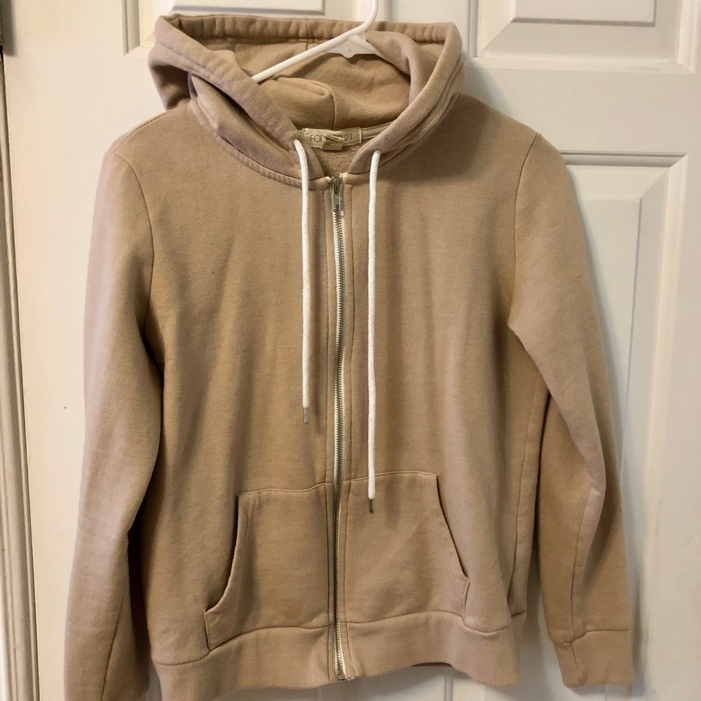 zip up sweatshirt